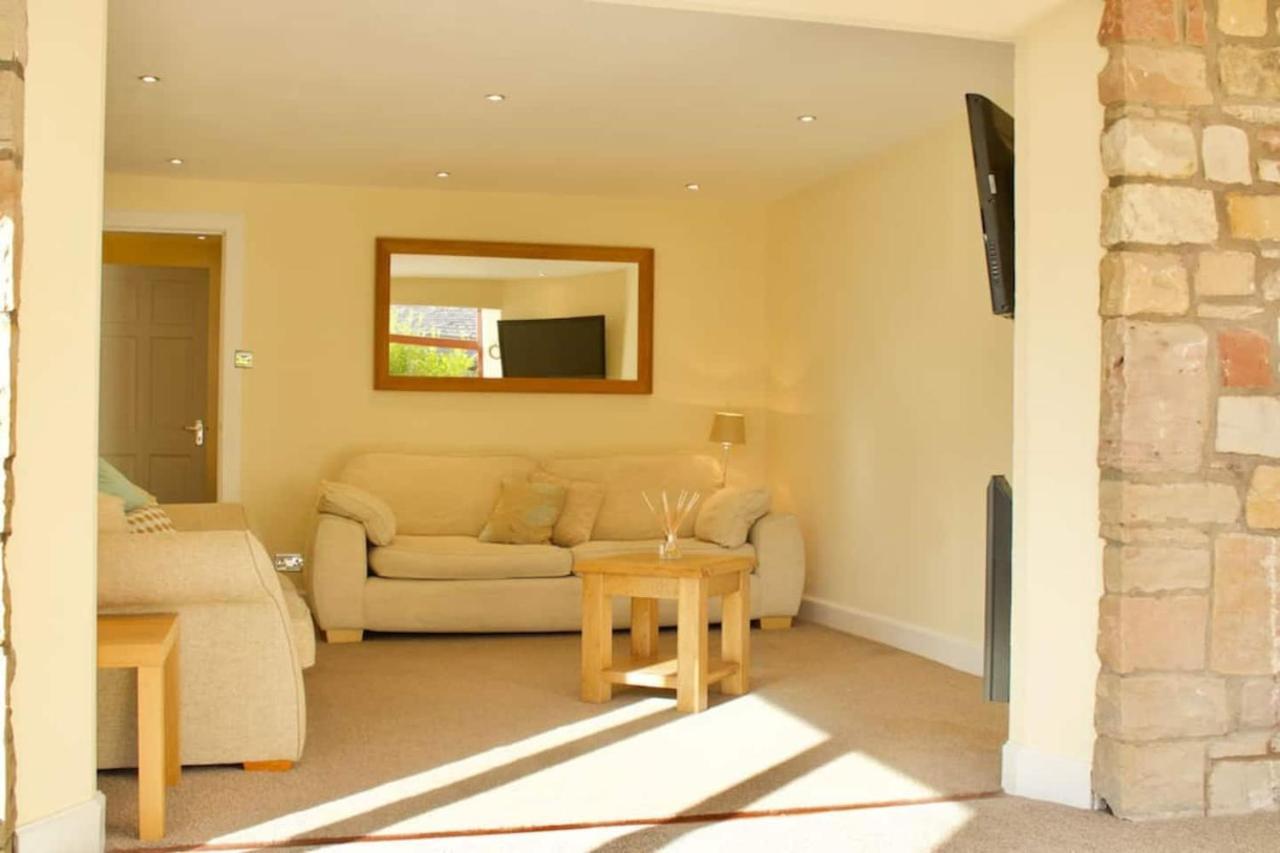 Altido Superb Terraced House With Patio In Leith Apartment Edinburgh
