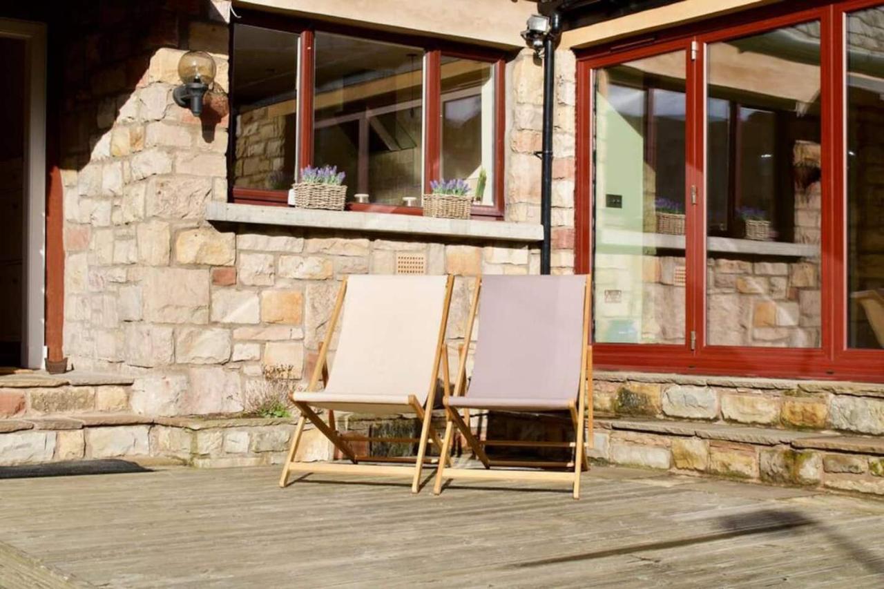 Altido Superb Terraced House With Patio In Leith Apartment