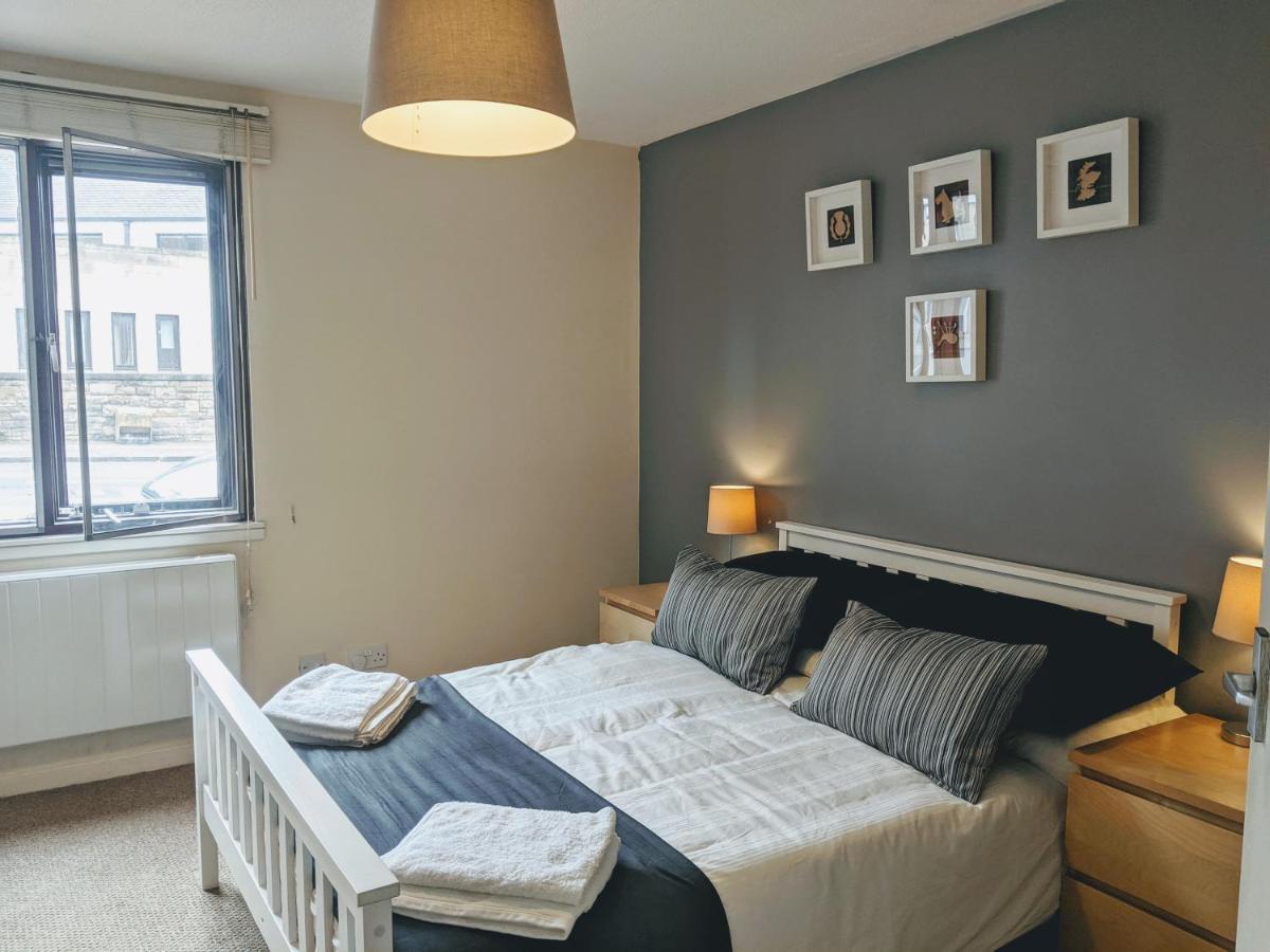 Bright Spacious Flat Near Royal Mile EDI