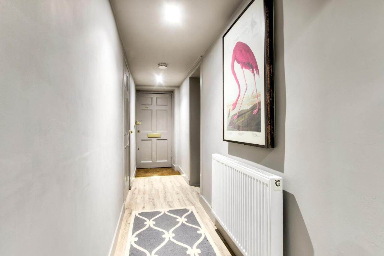 Scotland St - Stylish In Famous Edinburgh's New Town EDI