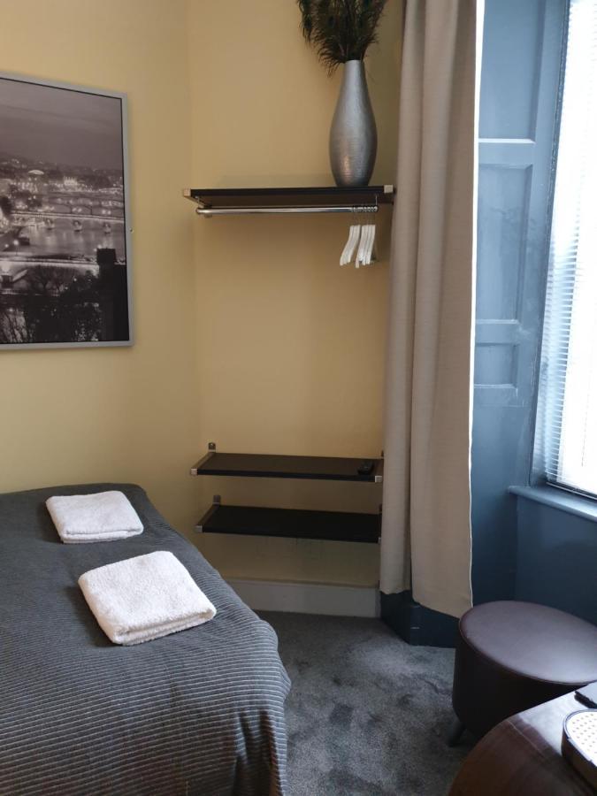 Guest house Frederick Douglass - In The *
