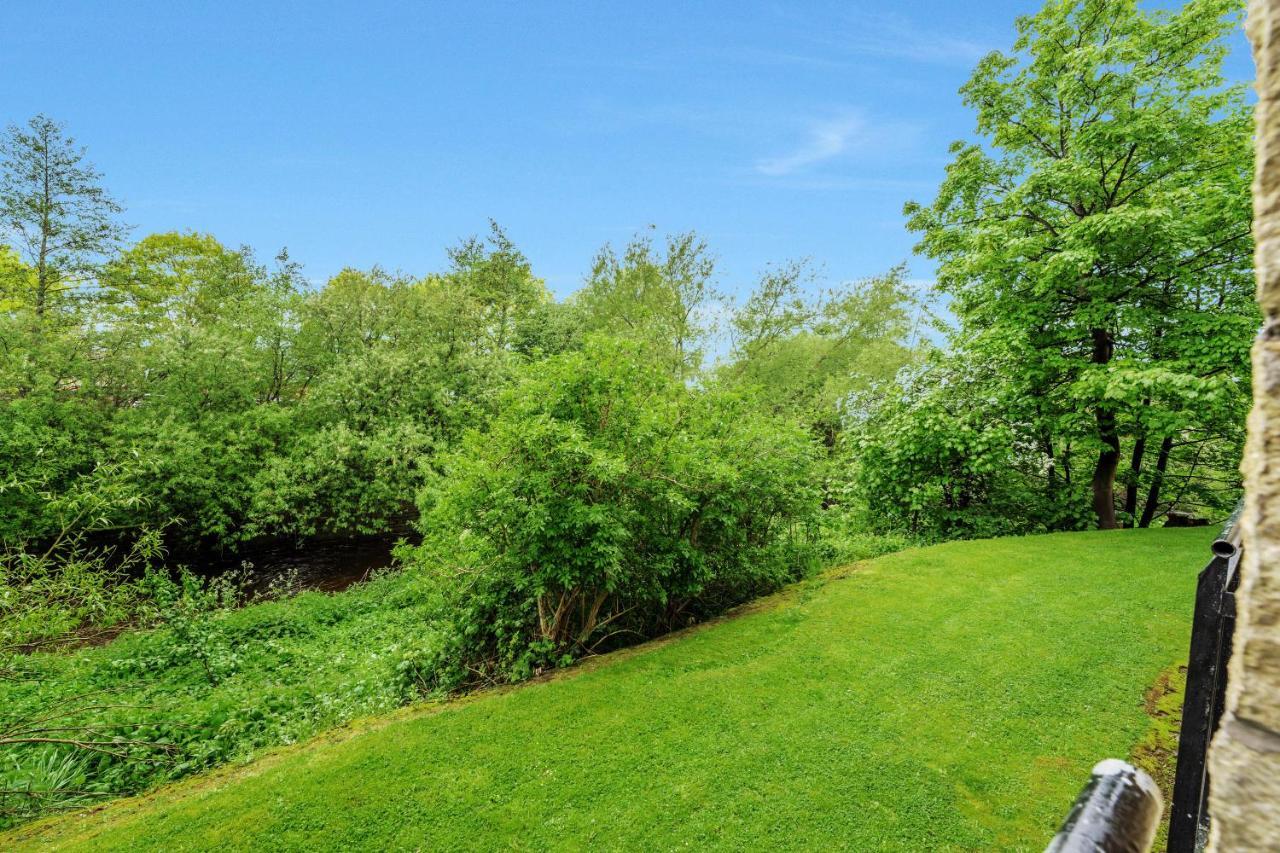 Saughton With Views Of Water Of Leith EDI