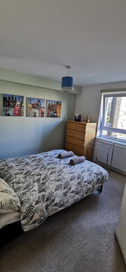 Modern 2 Bedrooms Flat Near Citycentre Sleep For 6 Apartment