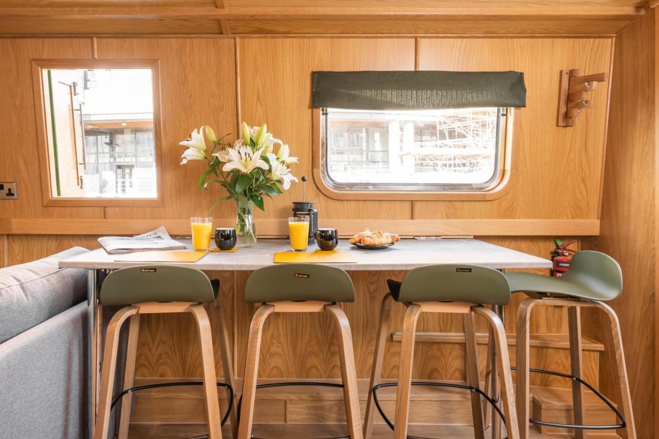 - Houseboats 4* Edinburgh