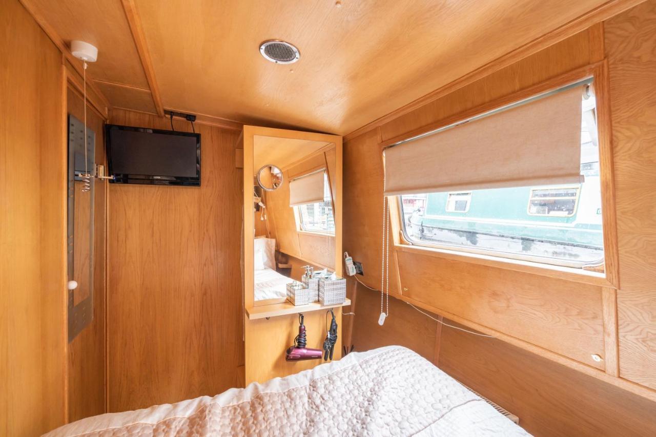 Botel - Houseboats Edinburgh