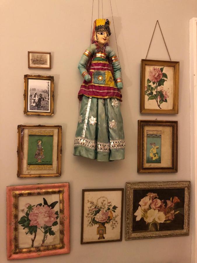 Apartment With Parking, Original Art And Antiques *