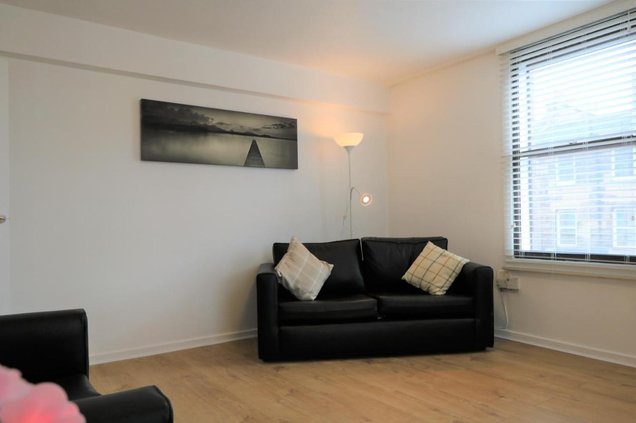 Centre Rooms-lauriston Apartment