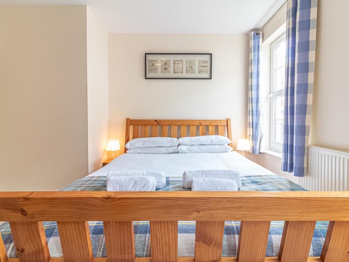 Pass The Keys Spacious And Central Flat, Sleeps 5 *