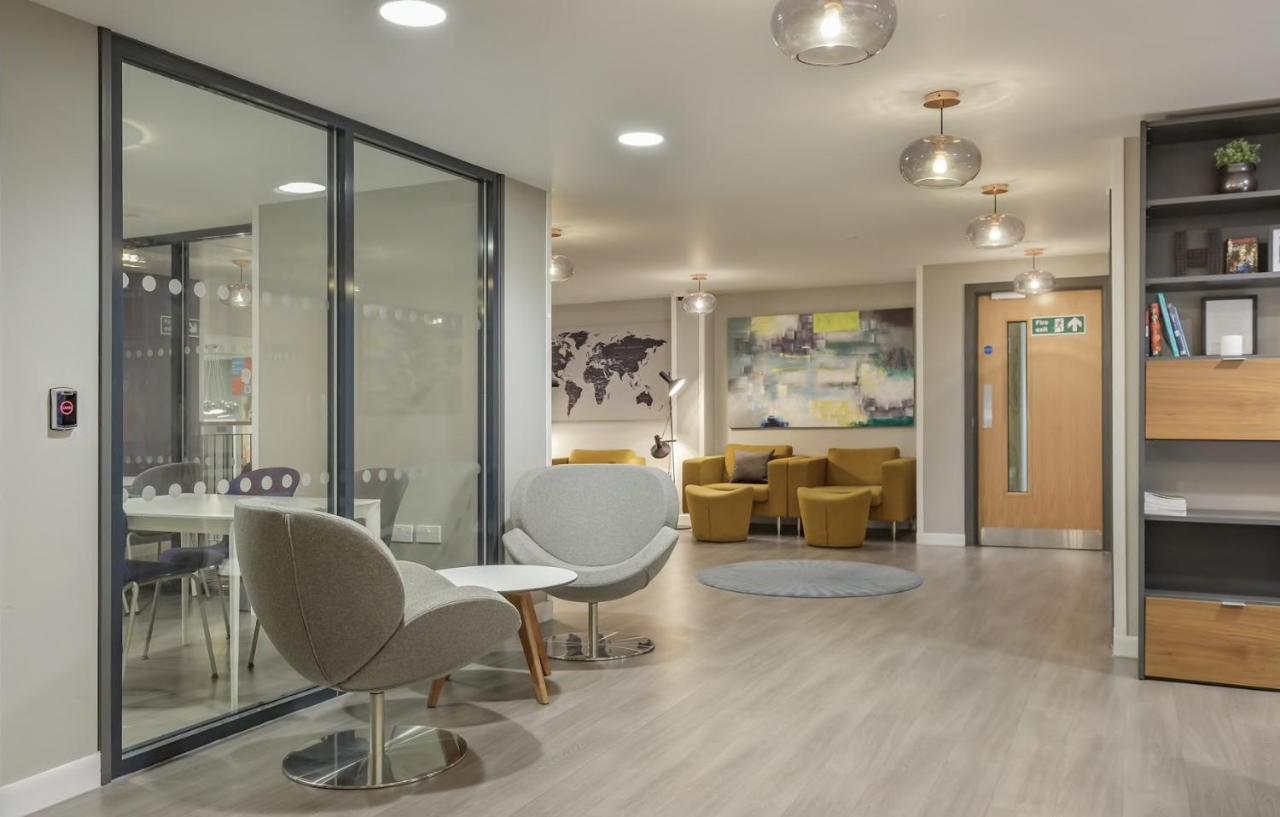 Joivy Affordable - Adults Only Hotel Edinburgh