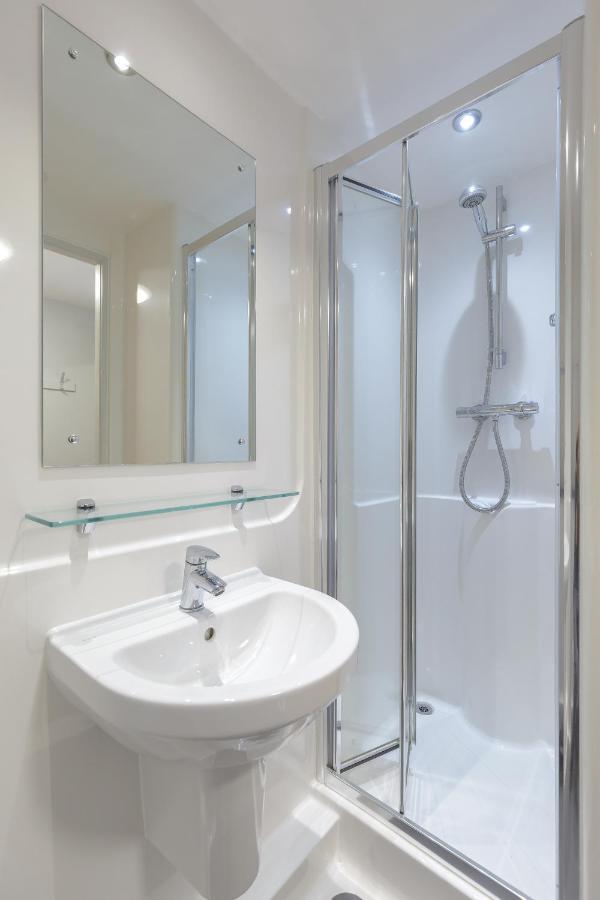 Hotel Joivy Affordable - Adults Only *