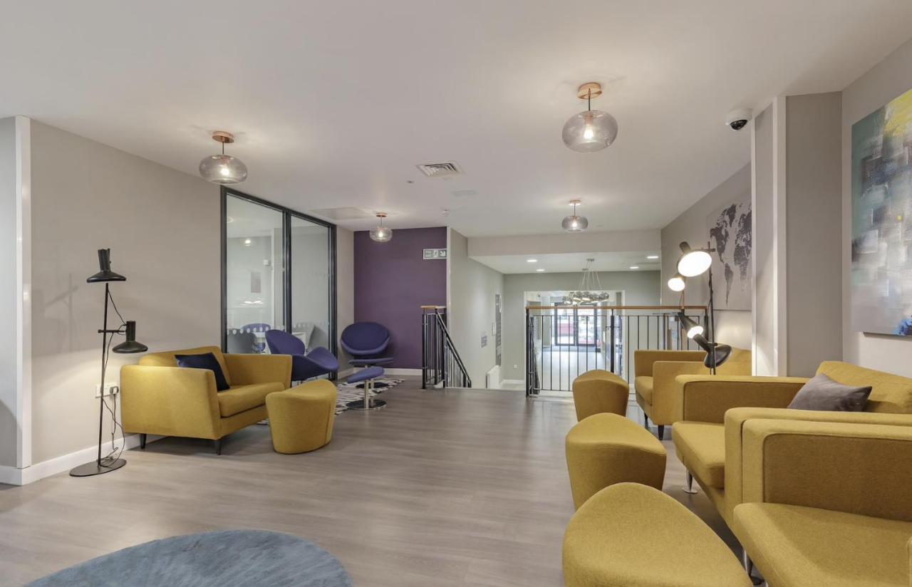 Hotel Joivy Affordable - Adults Only *