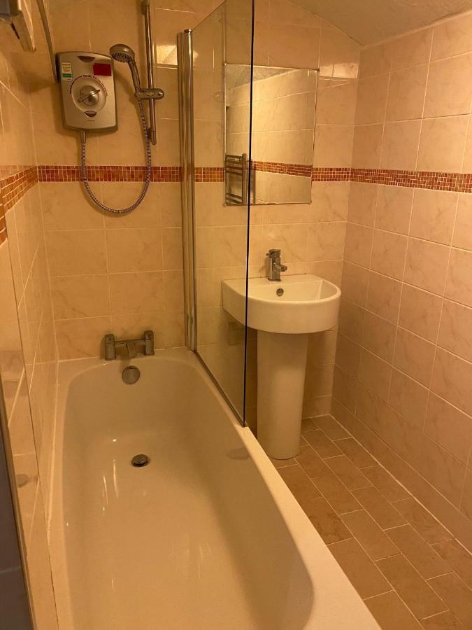 Homestay Private In City Centre Townhouse Edinburgh