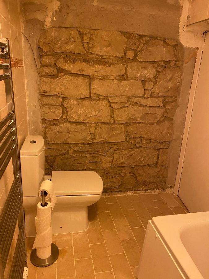 Private In City Centre Townhouse * Edinburgh