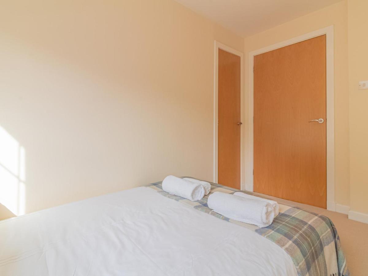Pass The Keys Spacious And Central Flat, Sleeps 5 Apartment *