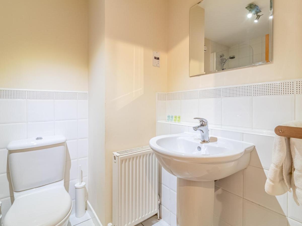 Pass The Keys Spacious And Central Flat, Sleeps 5 *