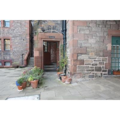 Historic Dean Village Treasure, Sleeps 4 * EDI