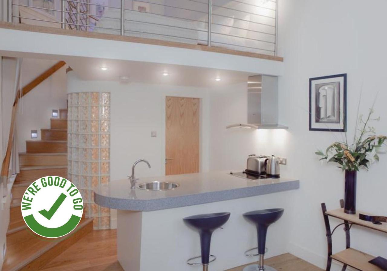 The Studio - The Address Apartment