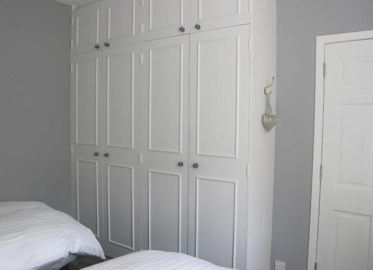 2 Chessels Court, Flat 3 Apartment *