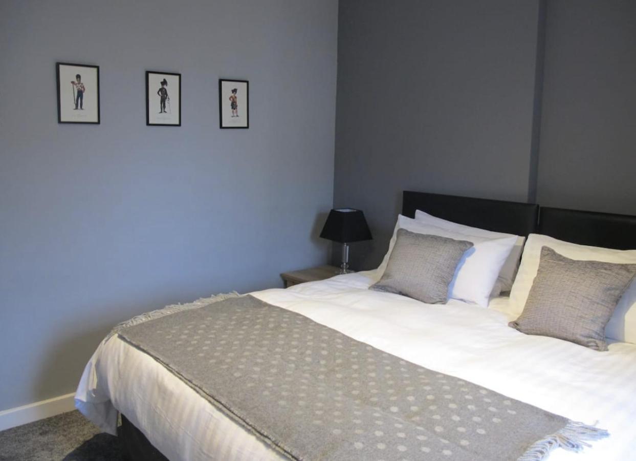 2 Chessels Court, Flat 3 *