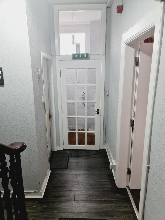 Dalry Guest house
