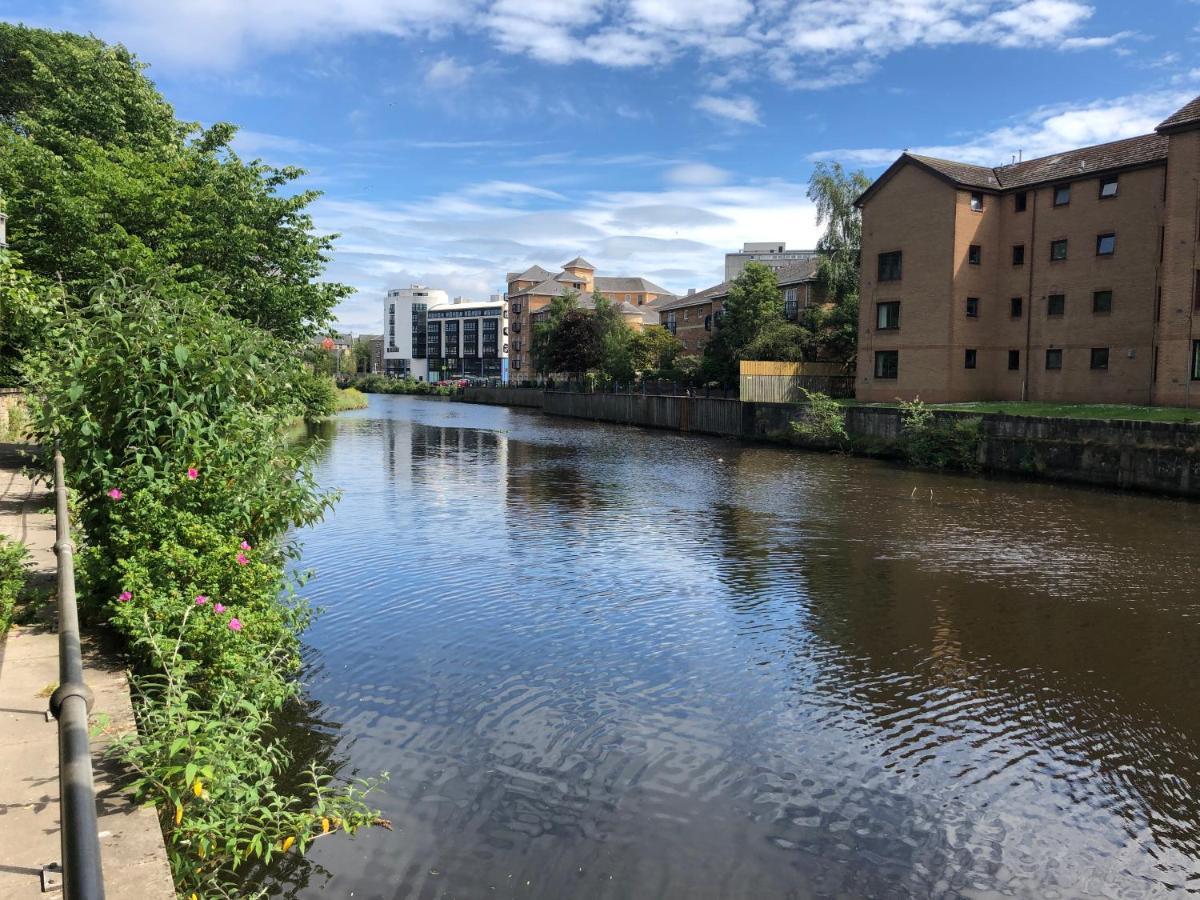 Apartment Remarkable 2 Bed In Edinburgh