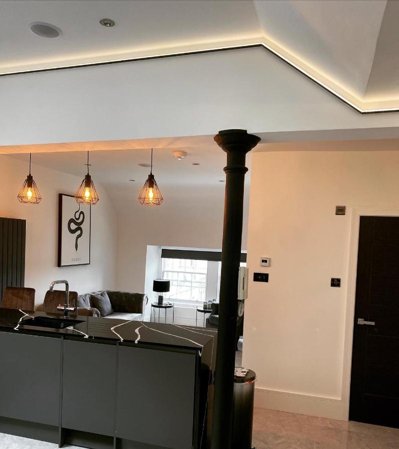 Luxury Royal Mile Boutique 2bedroom Apartment EDI