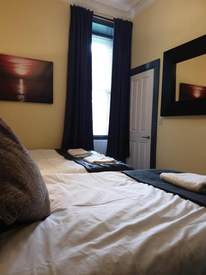 Dundee Terrace - Rooms In The City Guest house