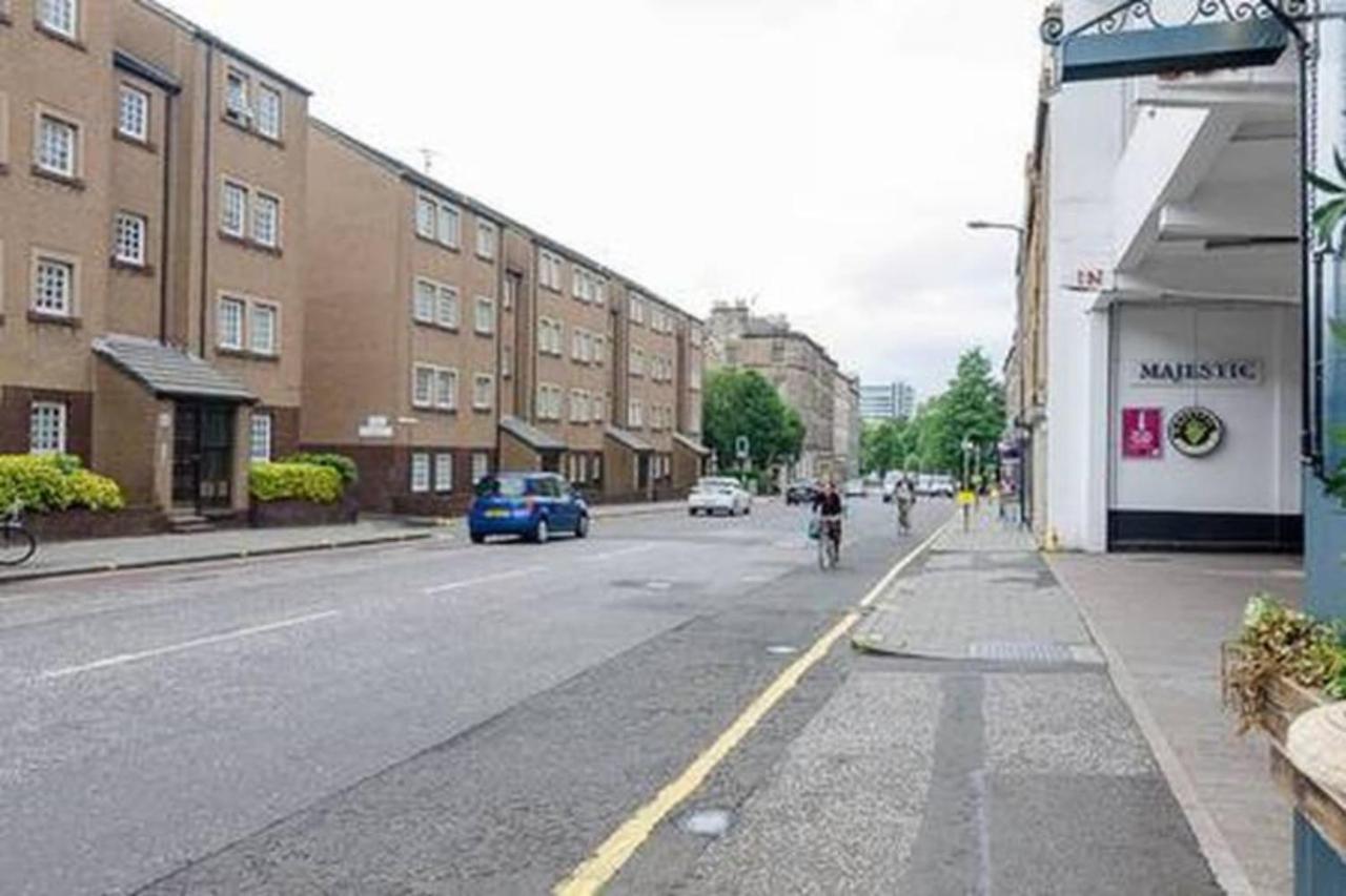 Flat Near Holyrood Park Edinburgh