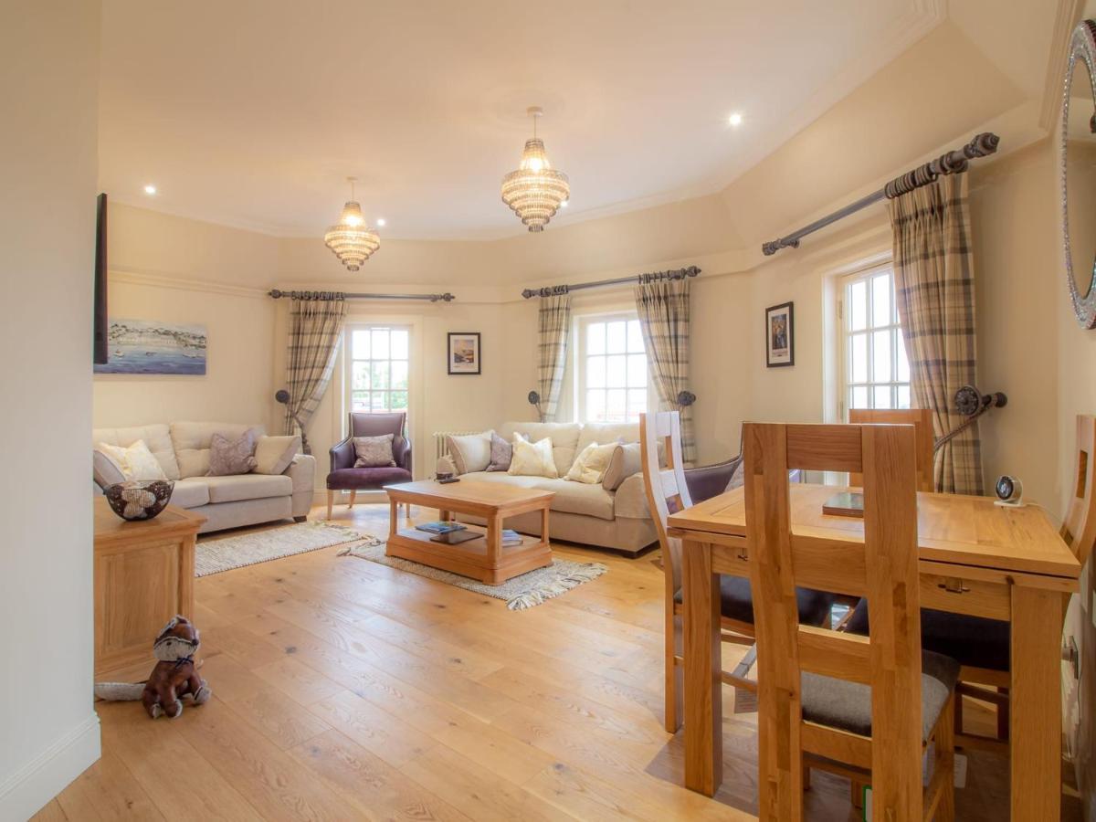 Luxury Royal Mile By The Castle - Sleeps 4 Edinburgh