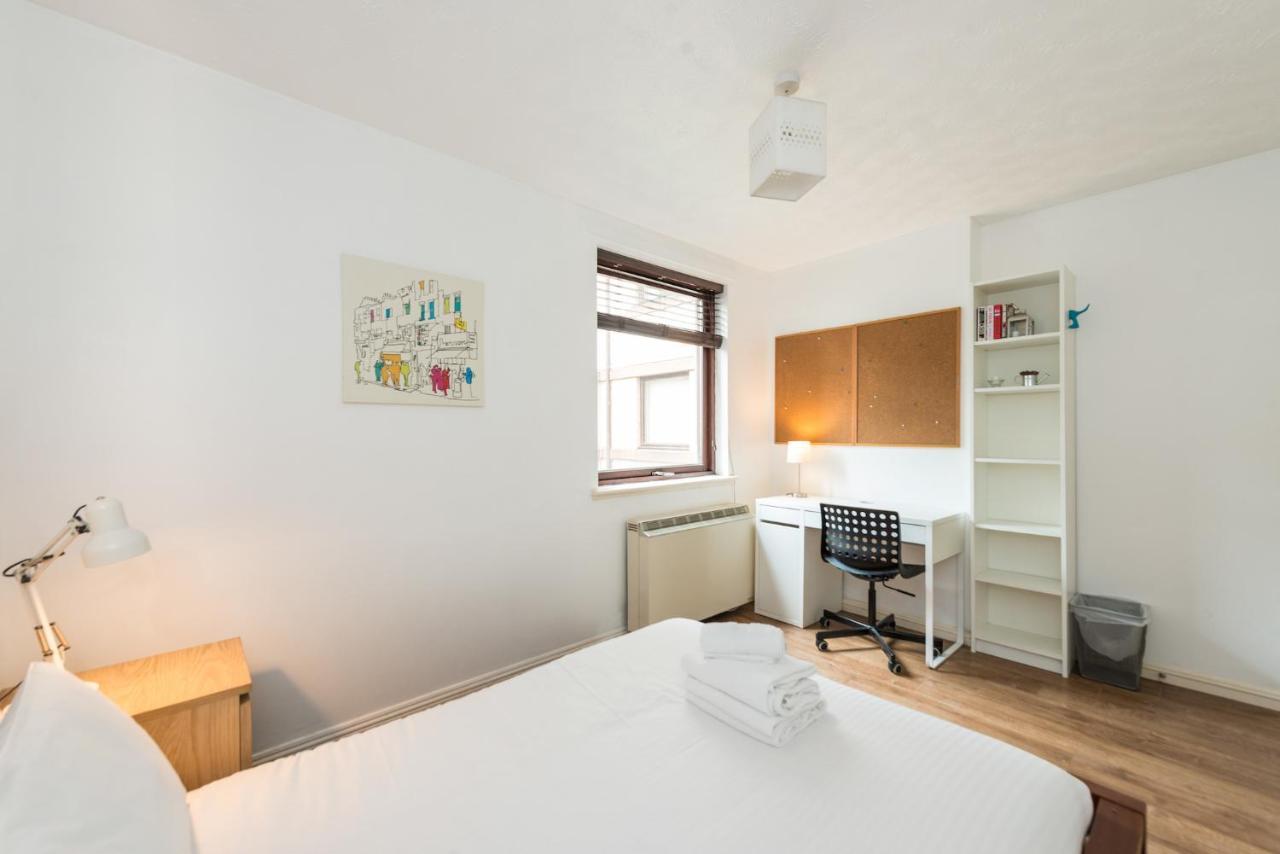 Waterside Apartment Edinburgh