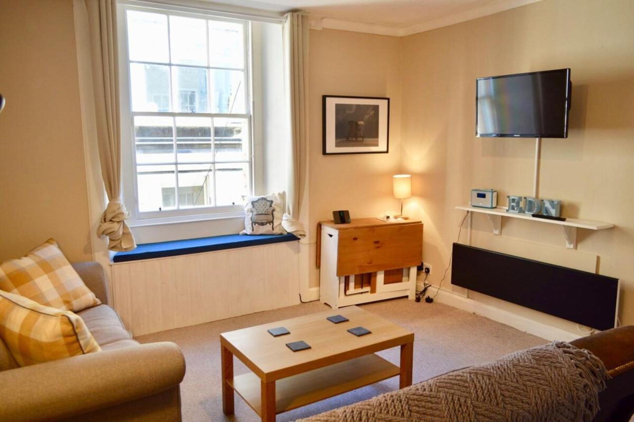 Two Bedroom Flat By Royal Mile! Apartment