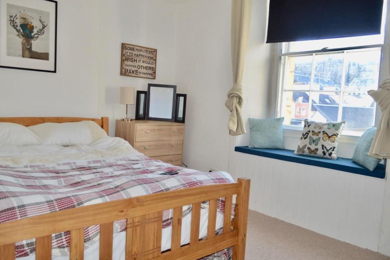 Two Bedroom Flat By Royal Mile! Apartment