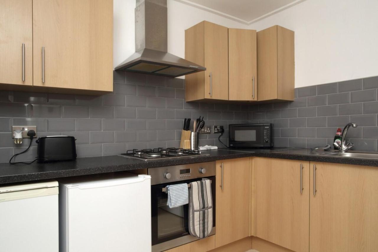 Two Bedroom Flat By Royal Mile! Edinburgh