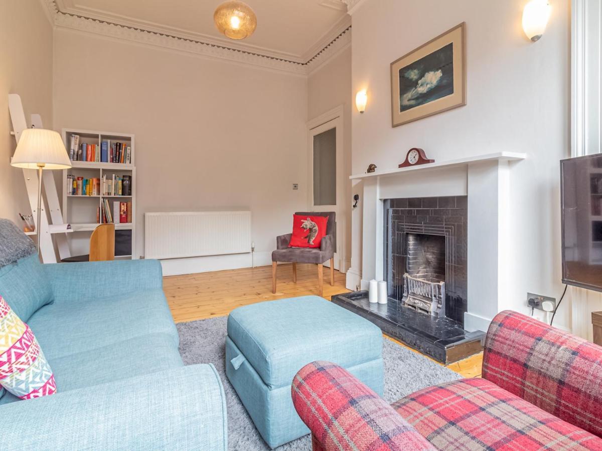 Pass The Keys Homely & Light-filled 1 Bedroom Flat In Chic Area Of Near Centre