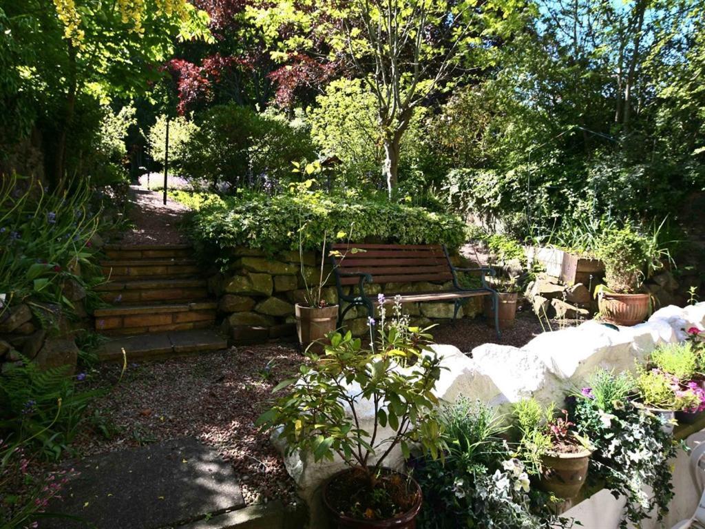Halcyon House Guest house 3*
