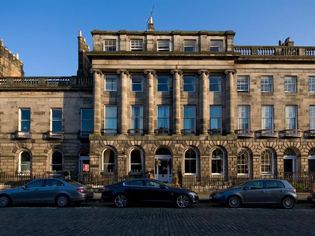 Halcyon House Guest house