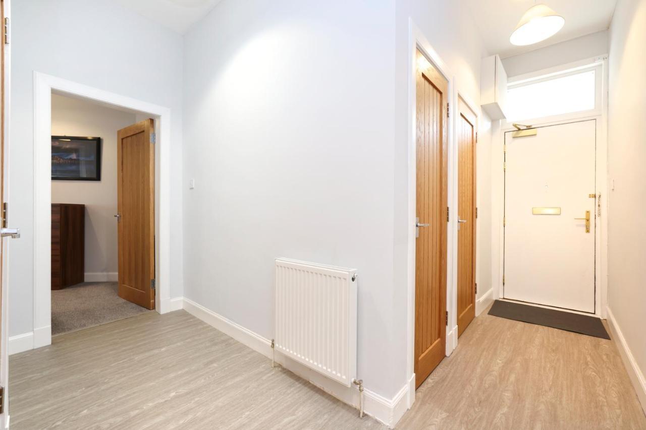 Stunning 2 Bed Nr The Royal Mile & The Castle Apartment