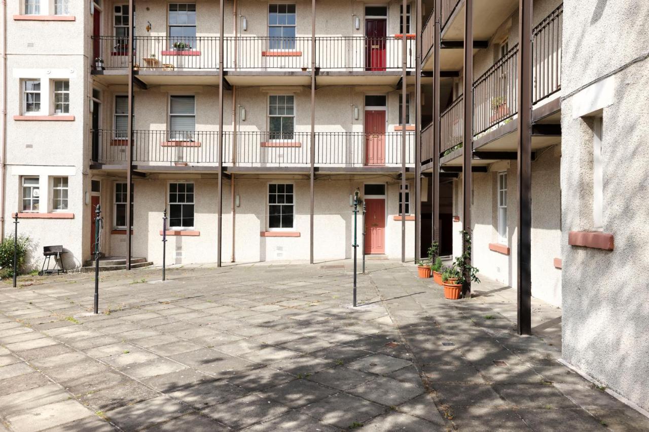 Stunning 2 Bed Nr The Royal Mile & The Castle Apartment