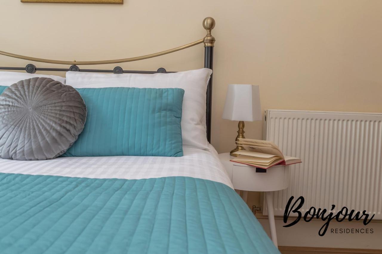 Georgian West End Main Door 2br-1ba, Near Eicc By Bonjour Residences Apartment EDI
