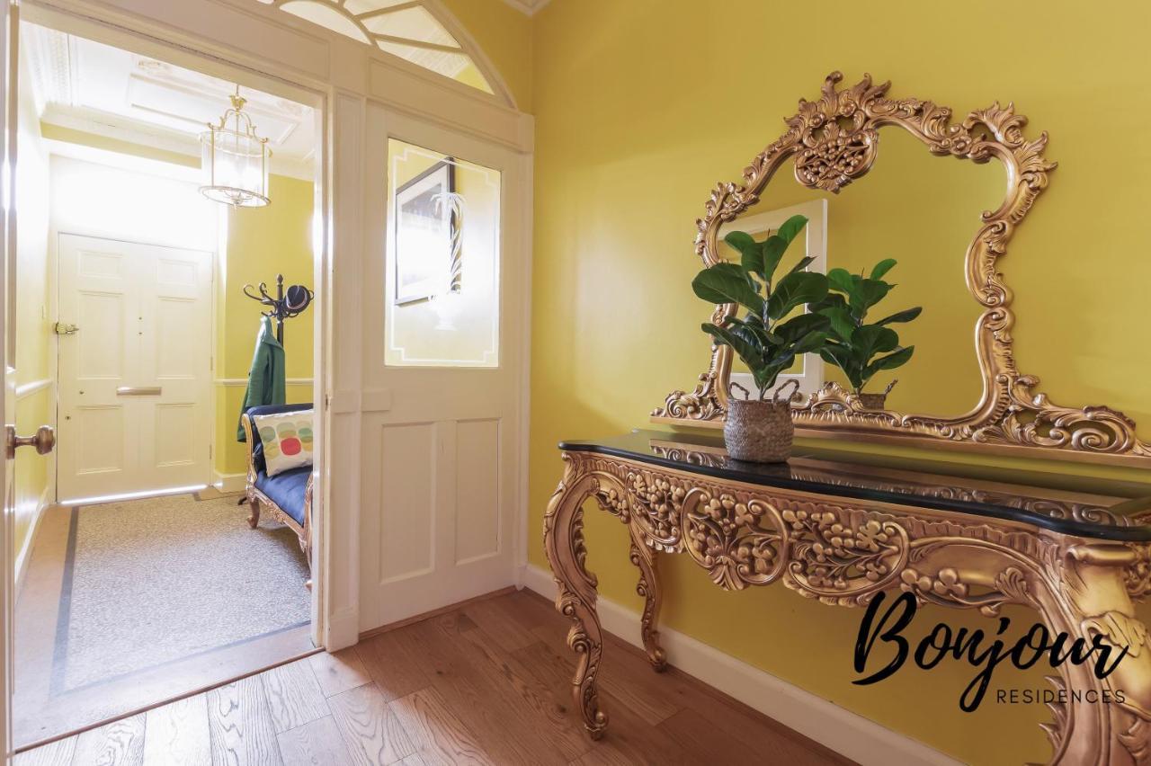 Georgian West End Main Door 2br-1ba, Near Eicc By Bonjour Residences * EDI