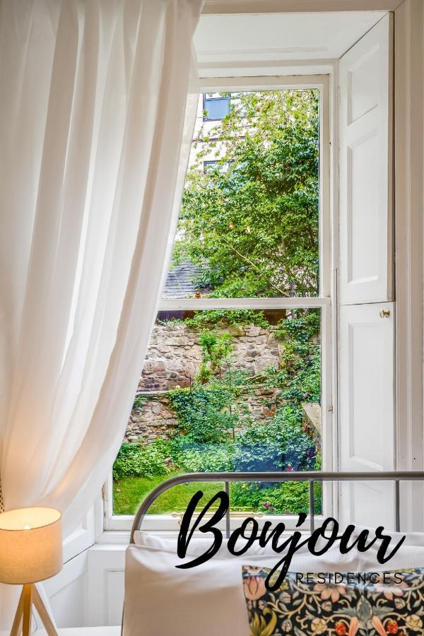Apartment Georgian West End Main Door 2br-1ba, Near Eicc By Bonjour Residences EDI