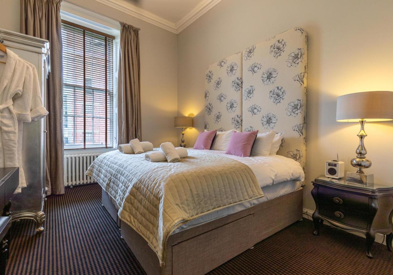 The Edinburgh Address - Castle View Apartment * EDI