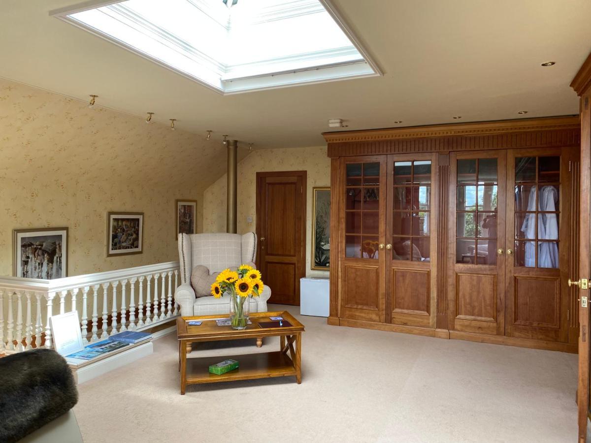 Bed & Breakfast Claremont House 5*