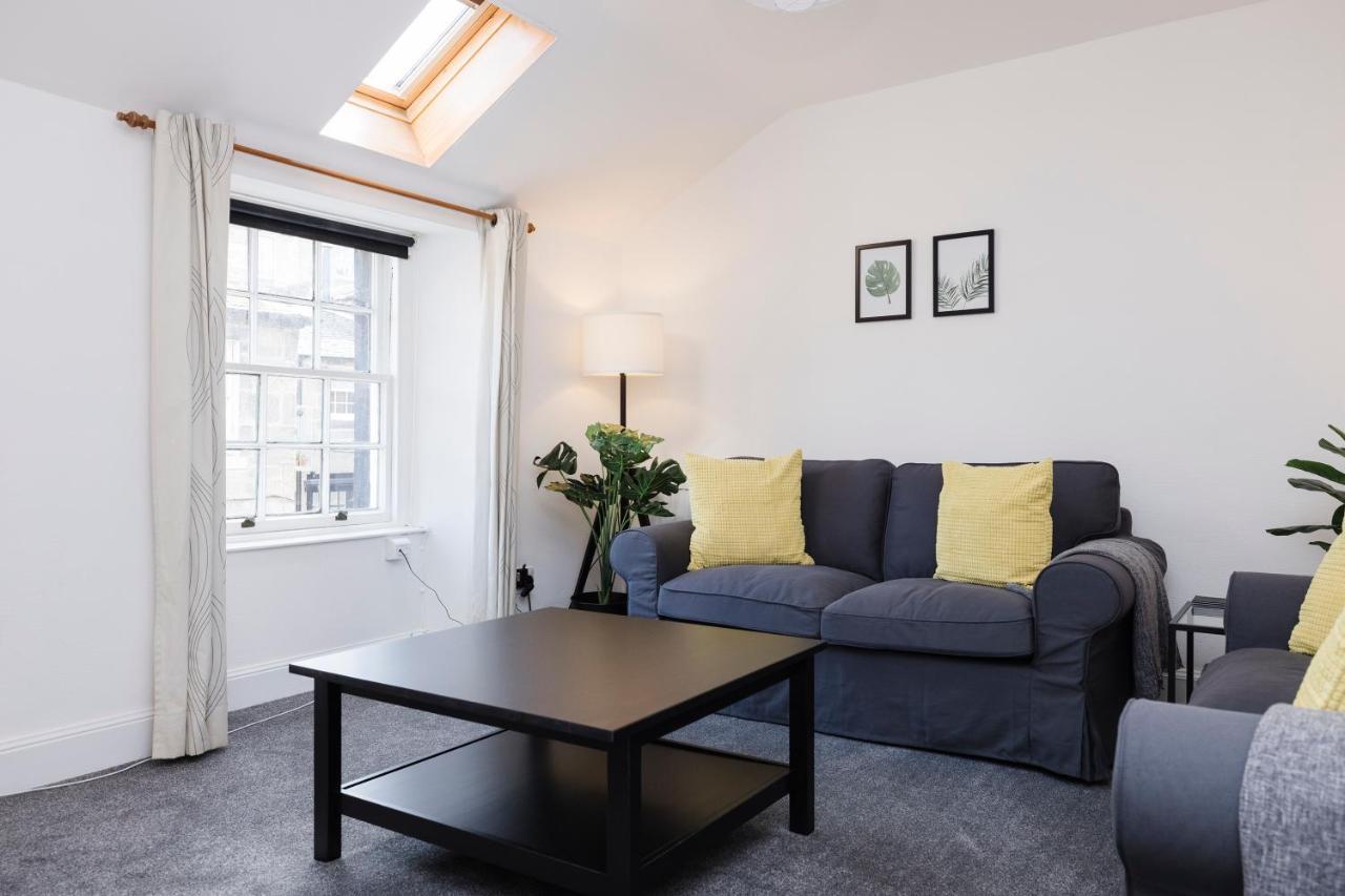 Joivy Beautiful Mews Near Princes Street *
