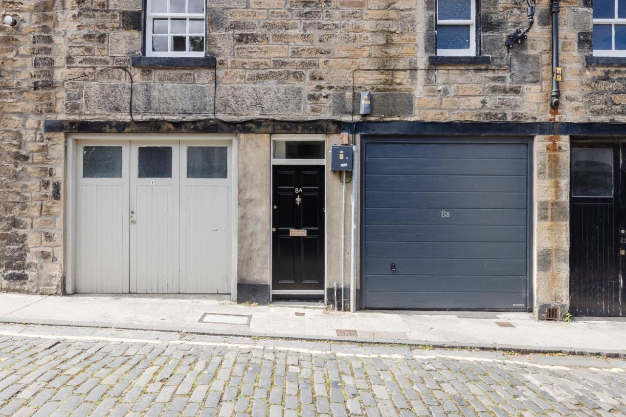 Joivy Beautiful Mews Near Princes Street EDI