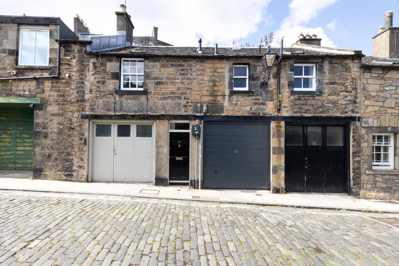 Apartment Joivy Beautiful Mews Near Princes Street *