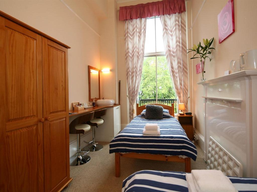 Halcyon House 3* Edinburgh