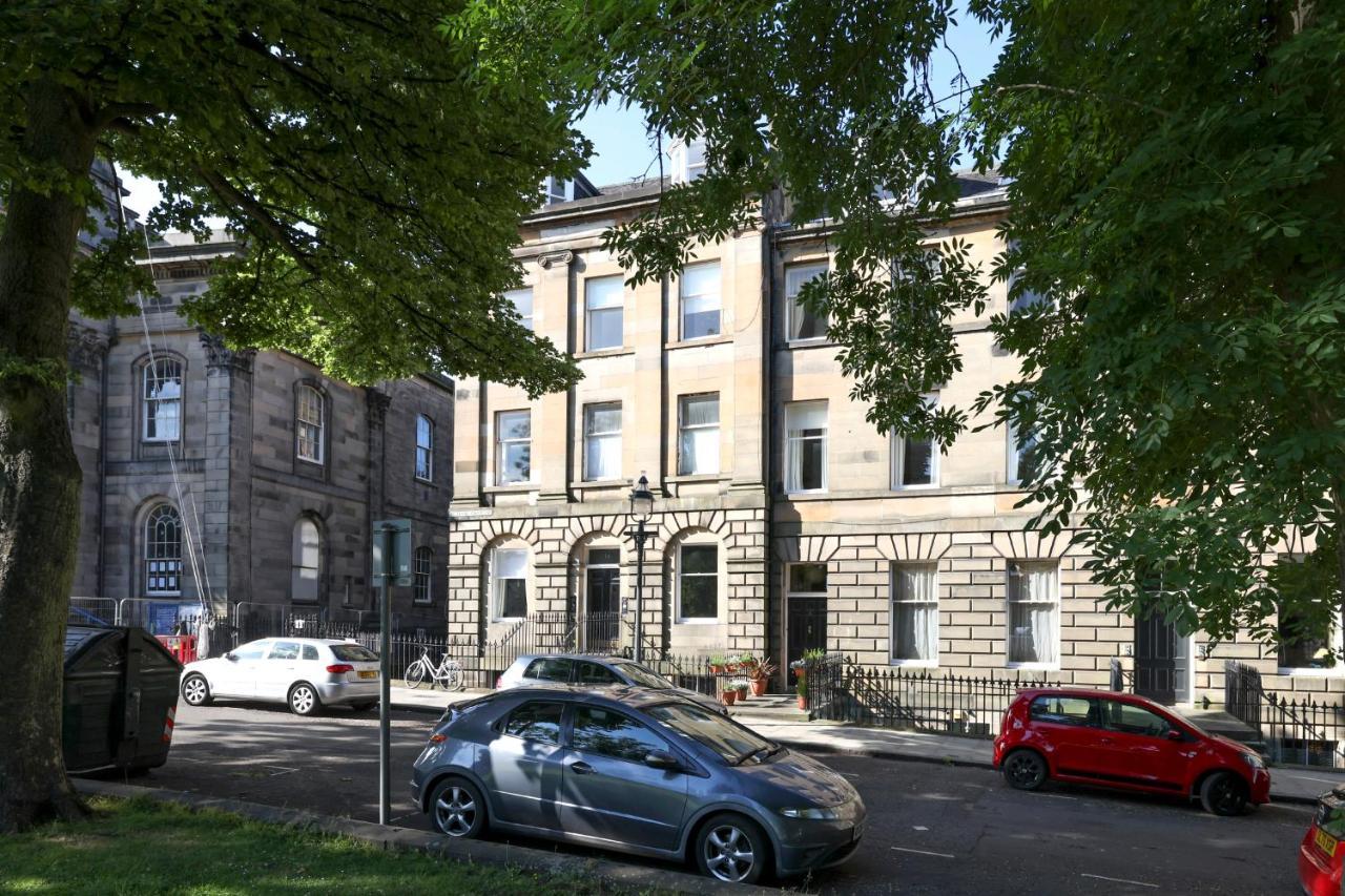 Joivy Fantastic New Town Flat With Shared Garden * Edinburgh