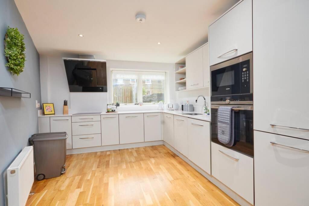 Ferienhaus Stunning Townhouse // Sleeps 8 *