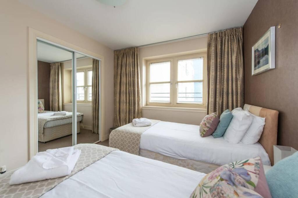 Royal Mile & Arthur's Seat Apt With Private Parking
